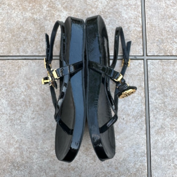 Tory Burch Ali Anteka Baby Gold Logo Sandal - Picture 12 of 12